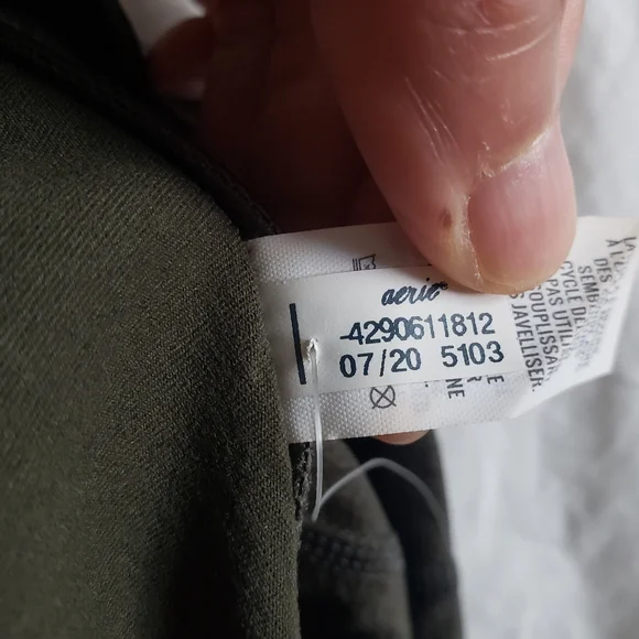 Aerie Offline The Hugger High Waisted Crackle Legging Olive/Army Green Sz M NWT - Picture 13 of 13